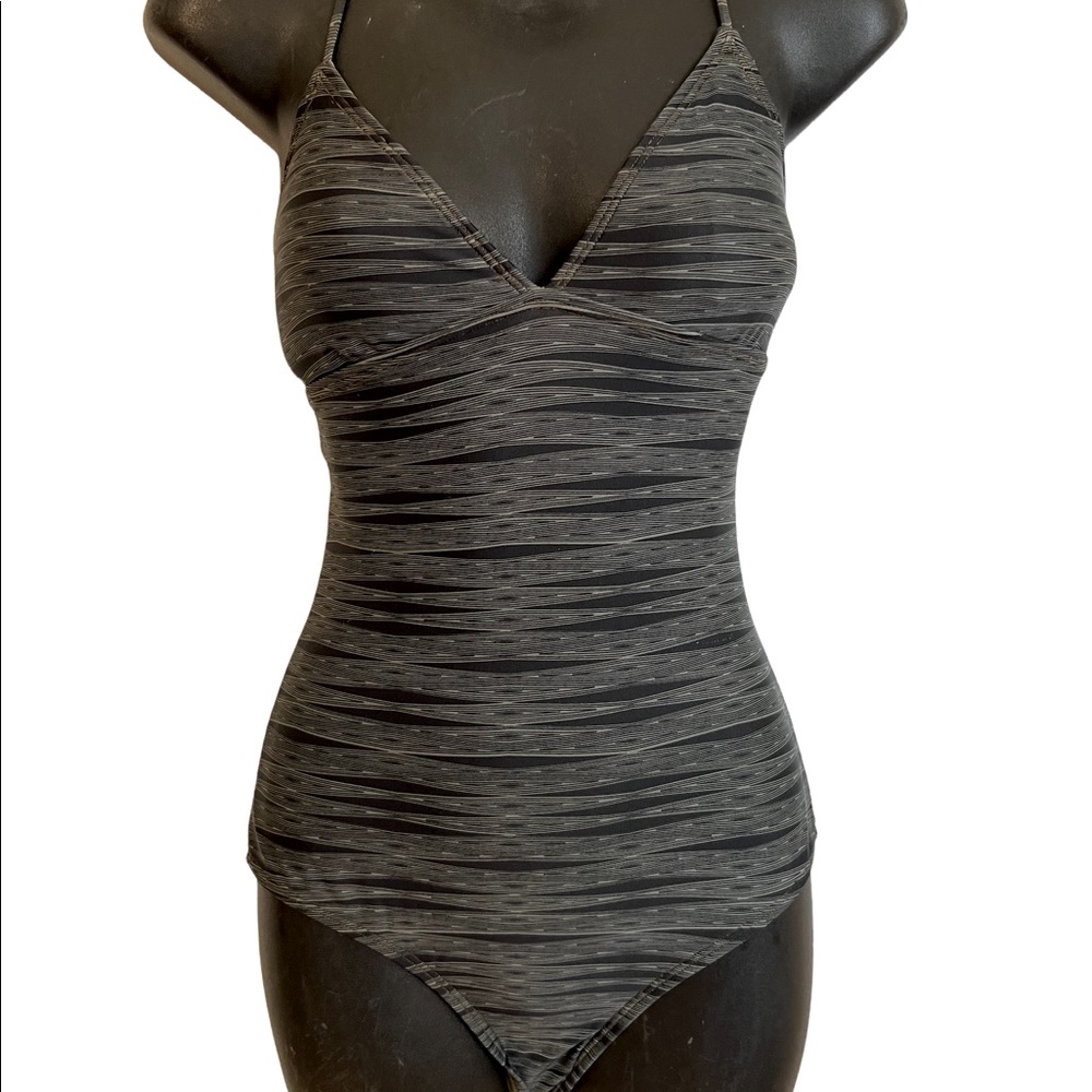 {Athleta} Ariel Cut One Piece Suit SZ Small - Picture 2 of 7